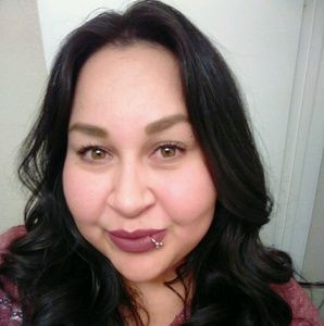 Meet your Posher, Carla